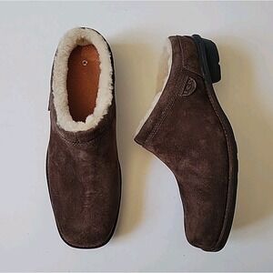 UGG Australia Shoreham Mules 6.5 Brown Suede Square Toe Slide On Minimalist 5380